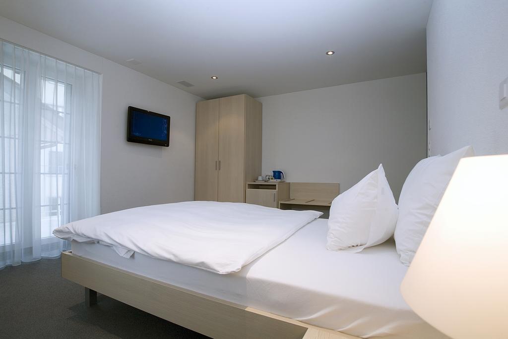 Hotel Ochsen Uster Bilik gambar