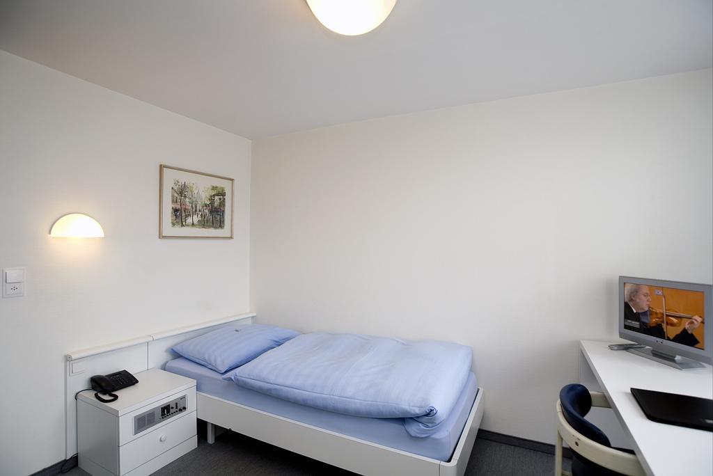 Hotel Ochsen Uster Bilik gambar